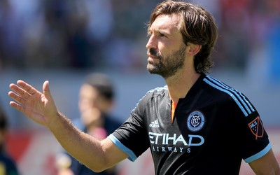 安博电竞独家-佩德里受伤瞬间全场寂静